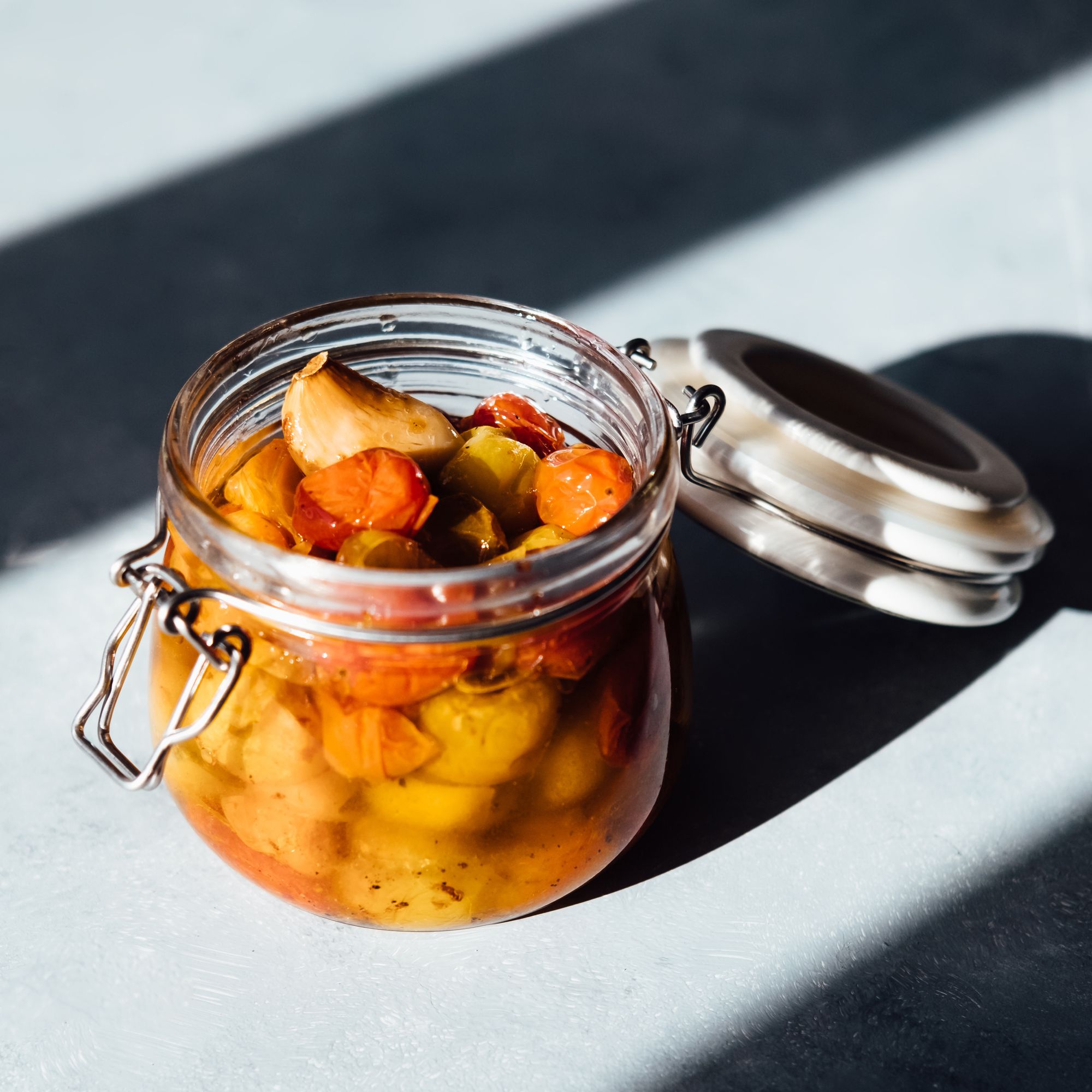 Tomato confit: tastes like summer in a jar